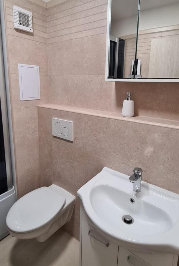 Utulny Apartman V Centru, S Krasnym Vyhledem Decin Luaran gambar